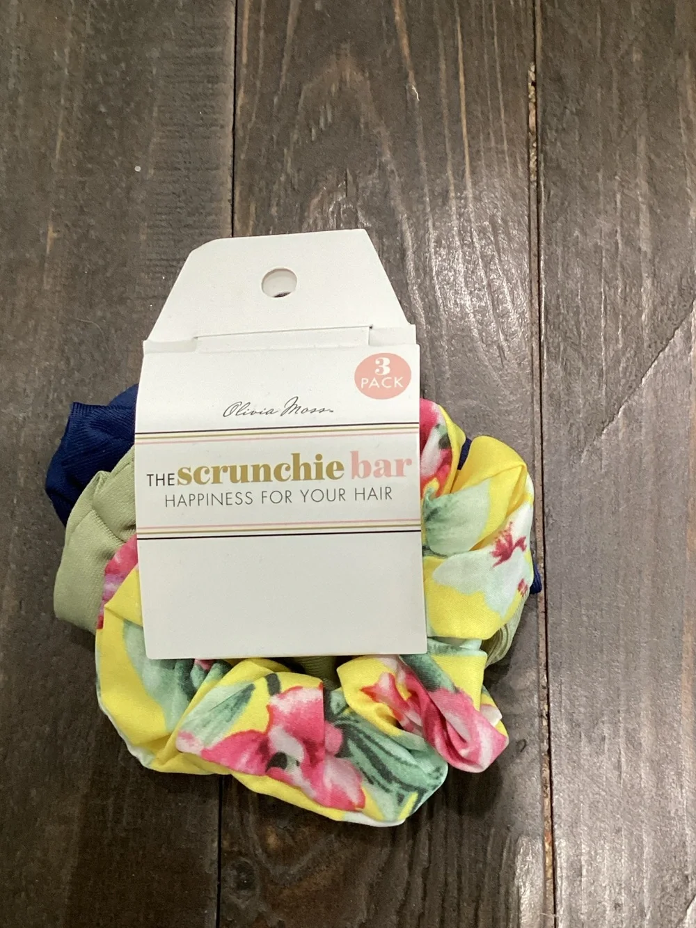 Olivia Moss Floral Yellow Scrunchie 3-Pack‎